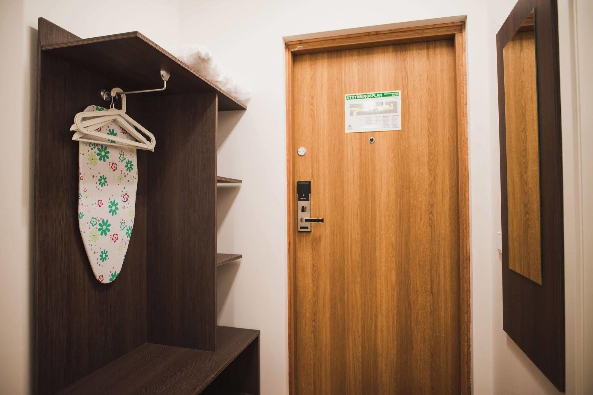 Stay Xtra Hotel Kista ストックホルム エクステリア 写真